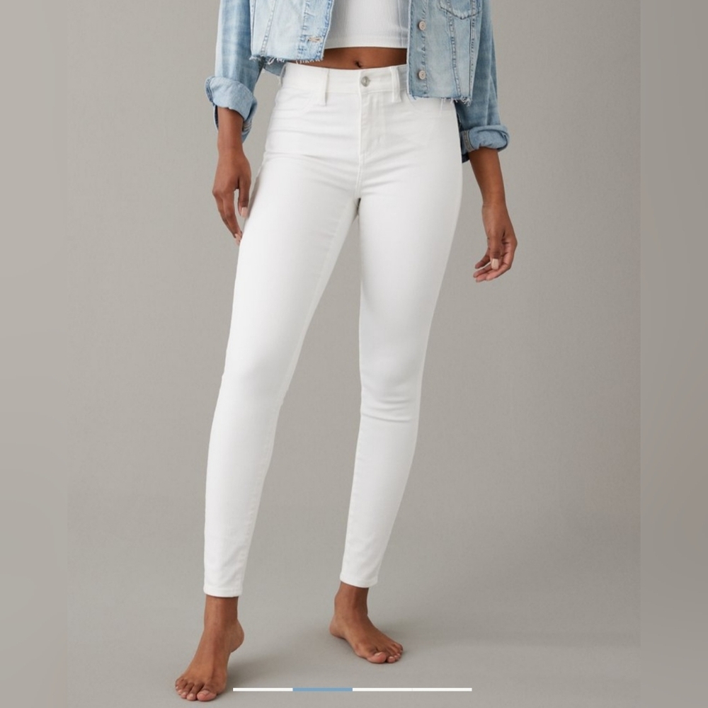 AE Next Level High Waisted White Jeans